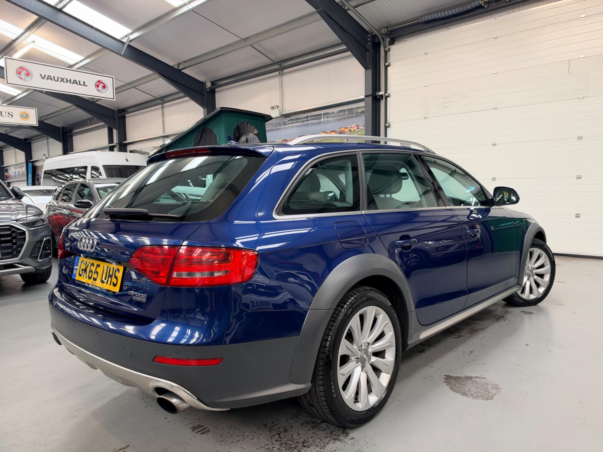 Audi A4 view 15