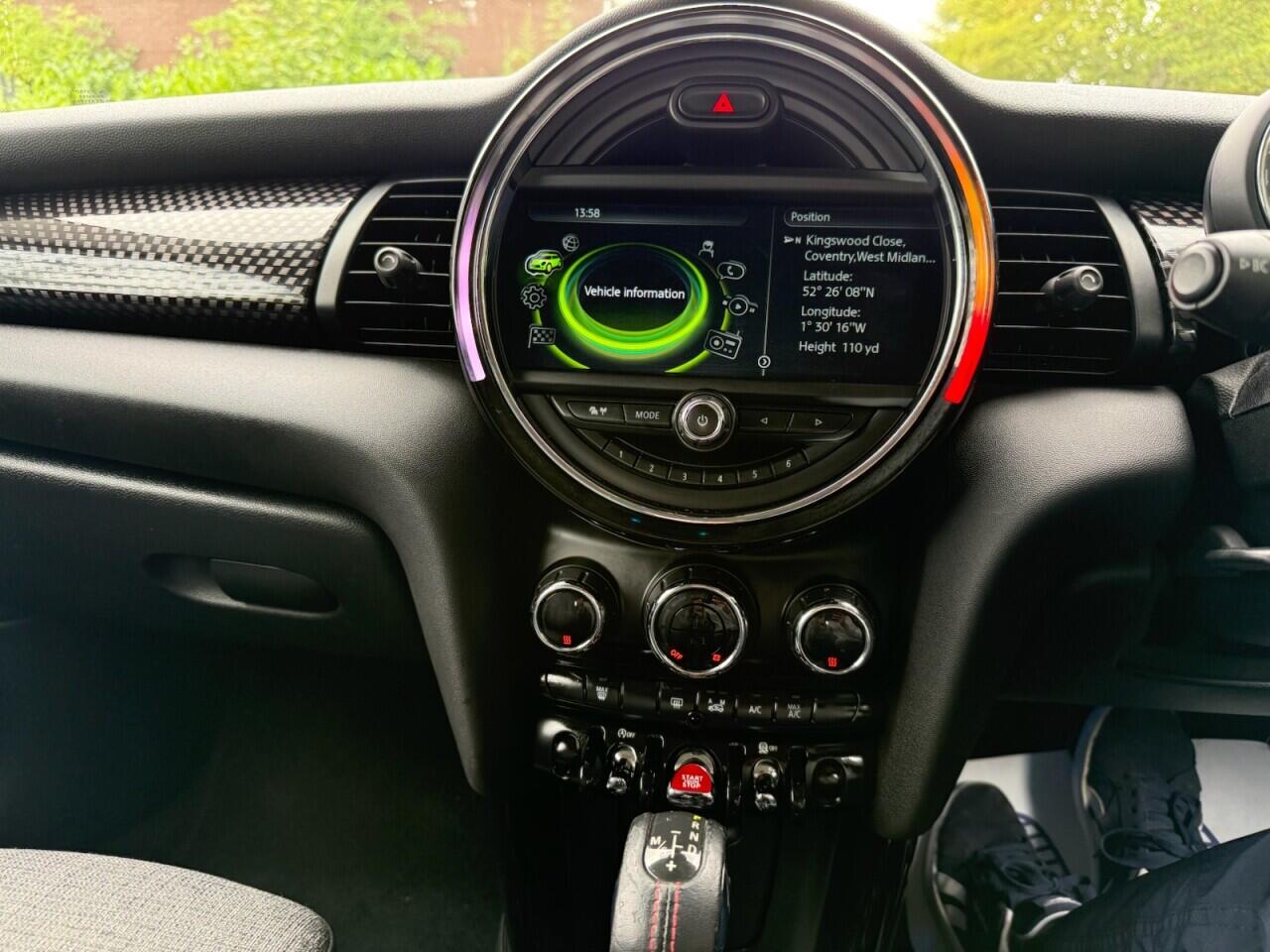 Mini Cooper view 22
