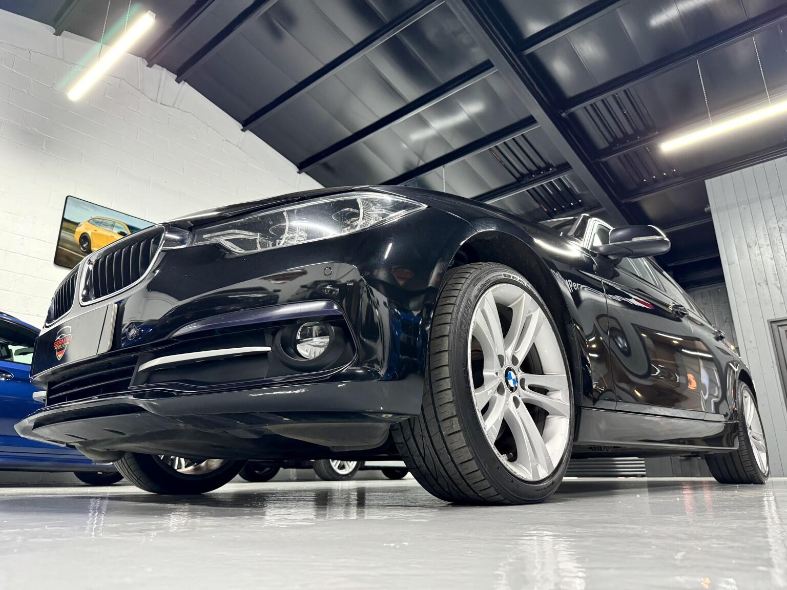 BMW 3 Series view 14