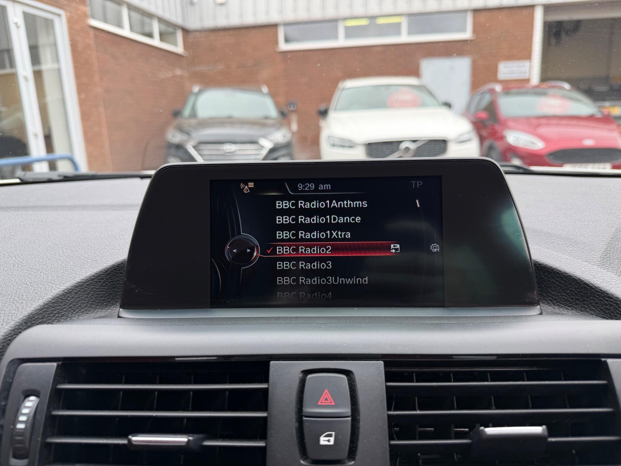 BMW 1 Series view 83