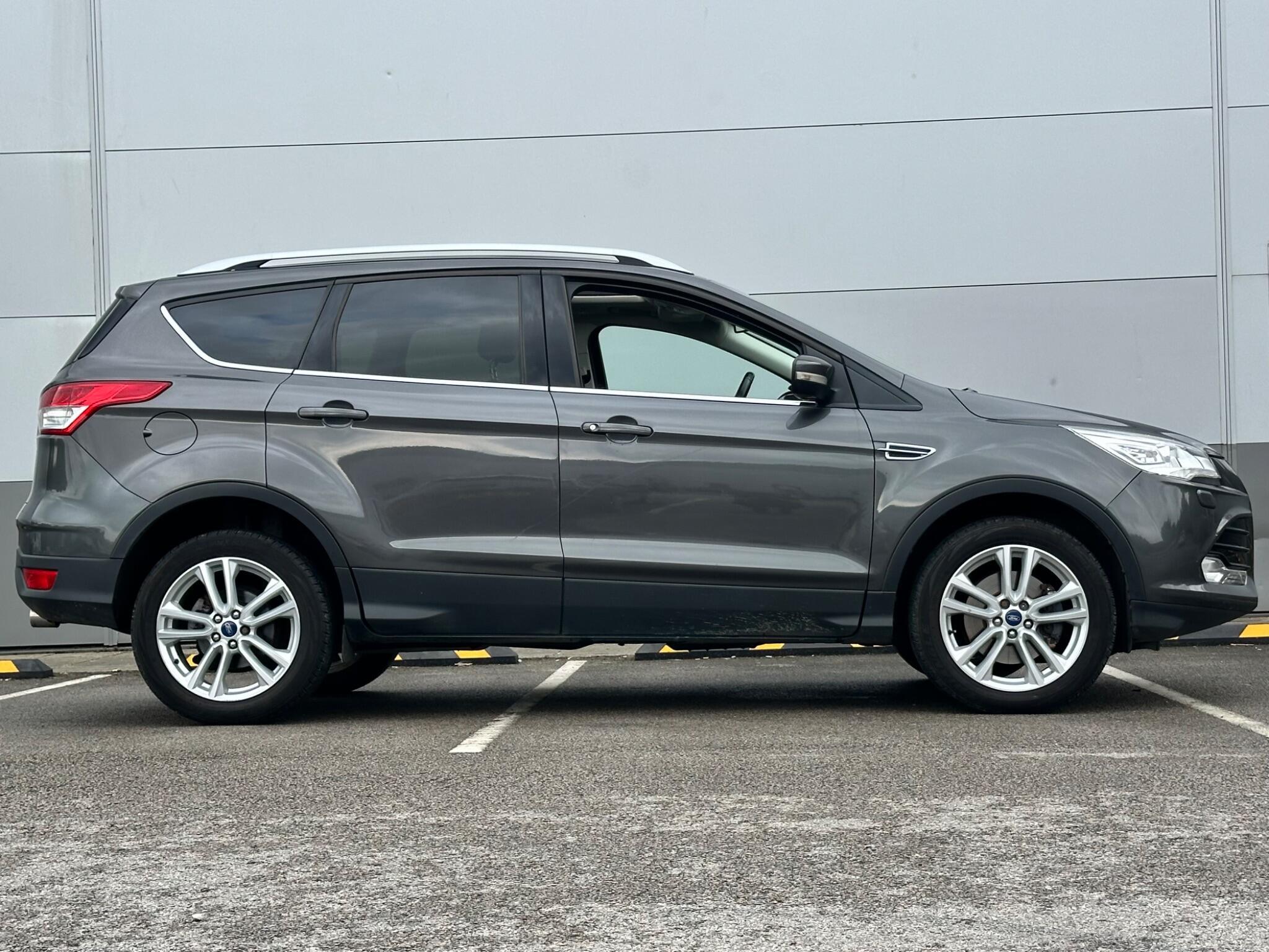 Ford Kuga view 9