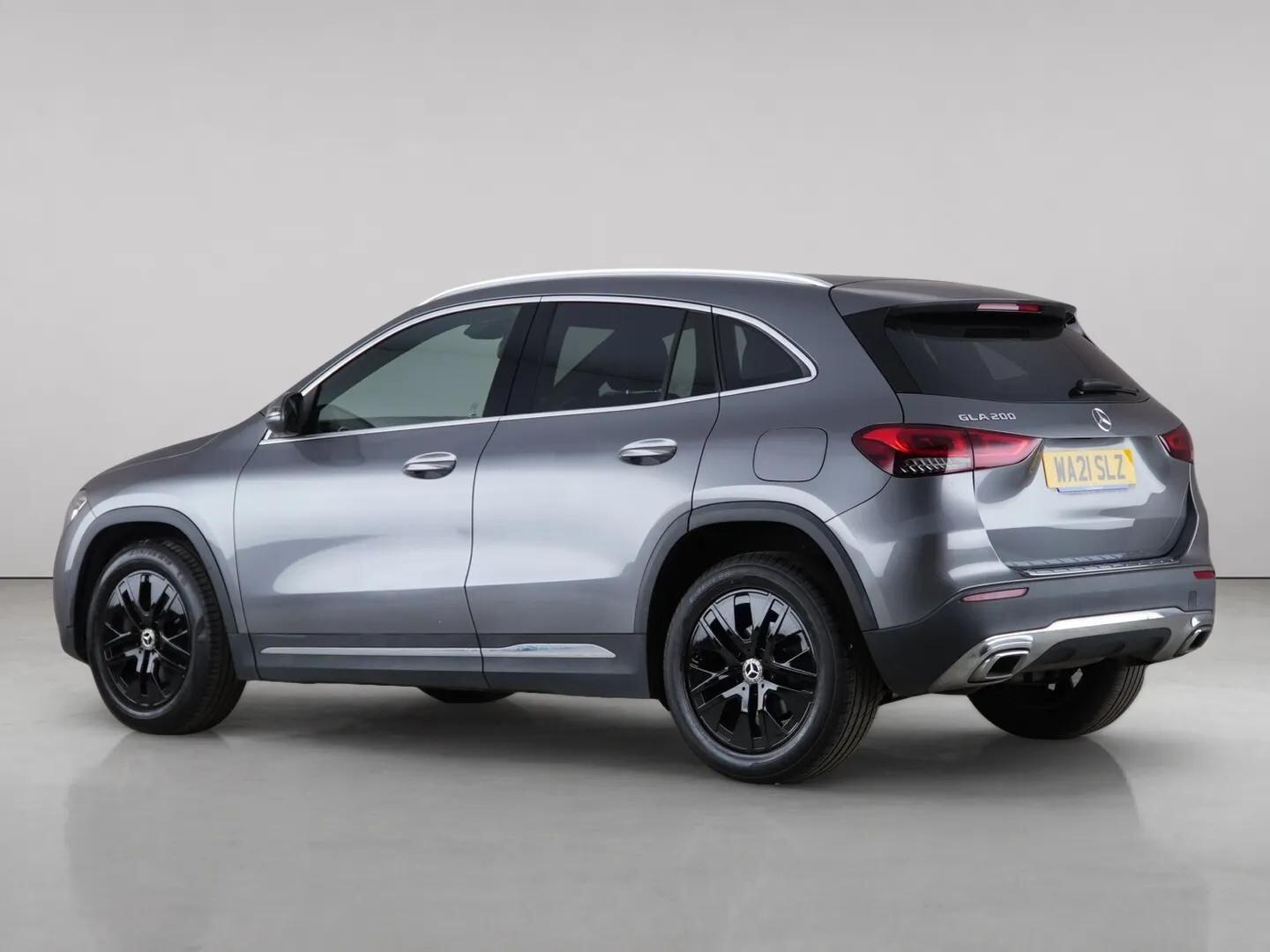 Mercedes-Benz Gla view 9
