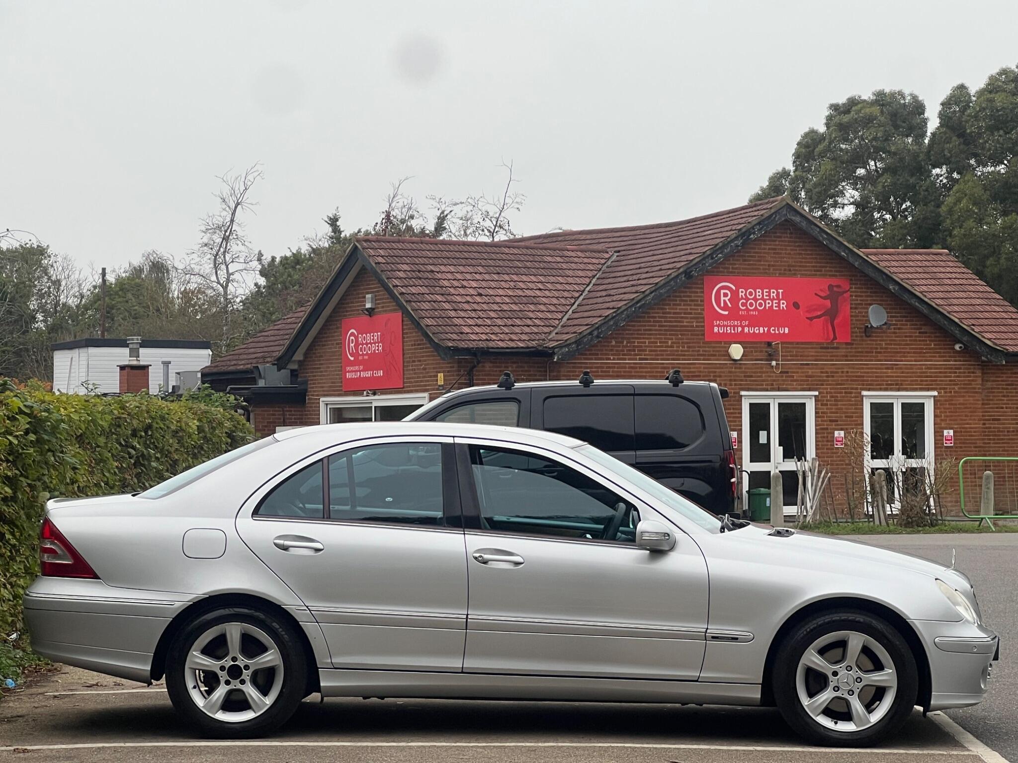 Mercedes-Benz C-Class view 6