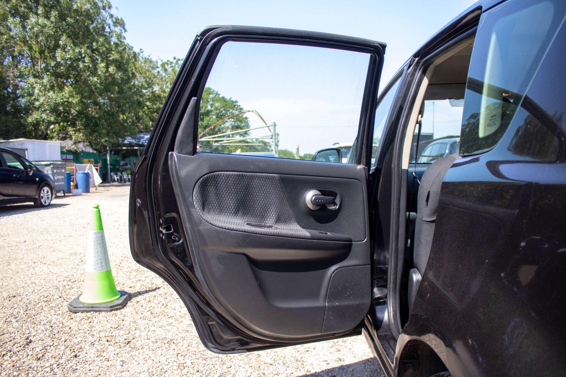 Nissan Note view 29