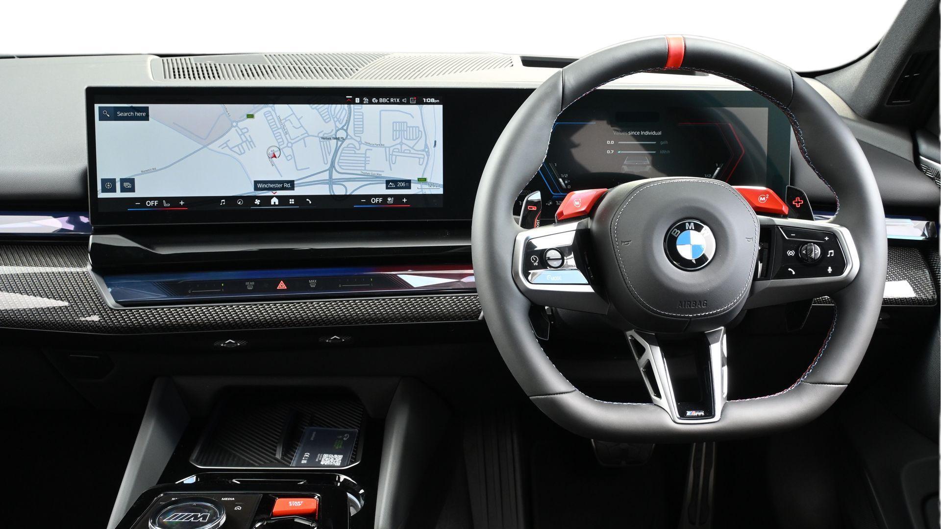 BMW M5 view 5