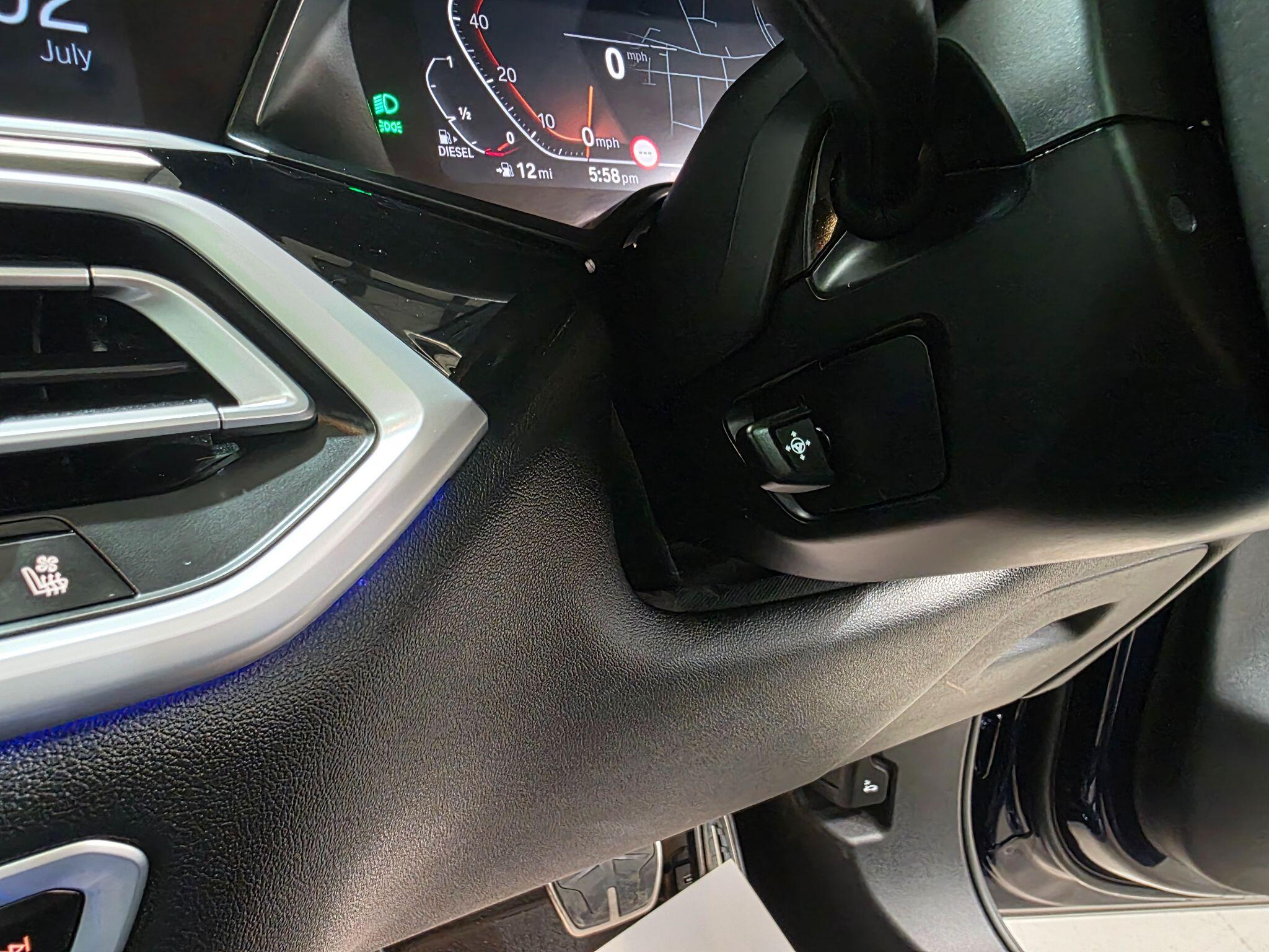 BMW X7 view 36