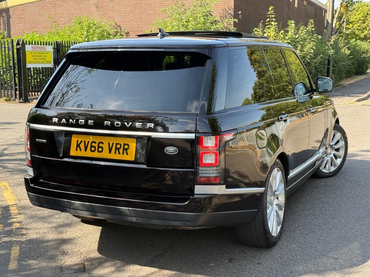 Land Rover Range Rover view 7
