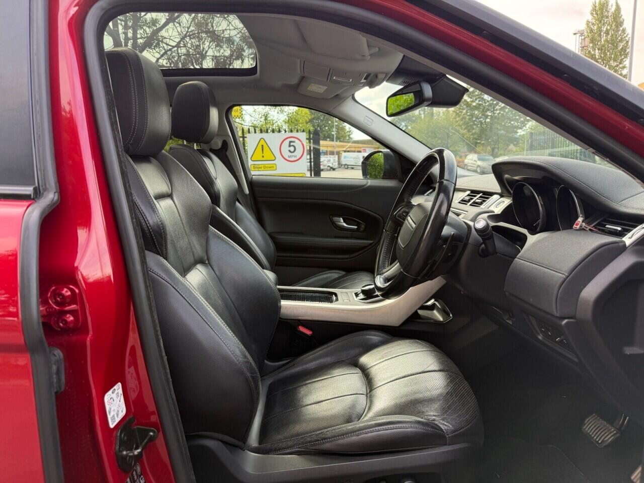 Land Rover Range Rover Evoque view 12