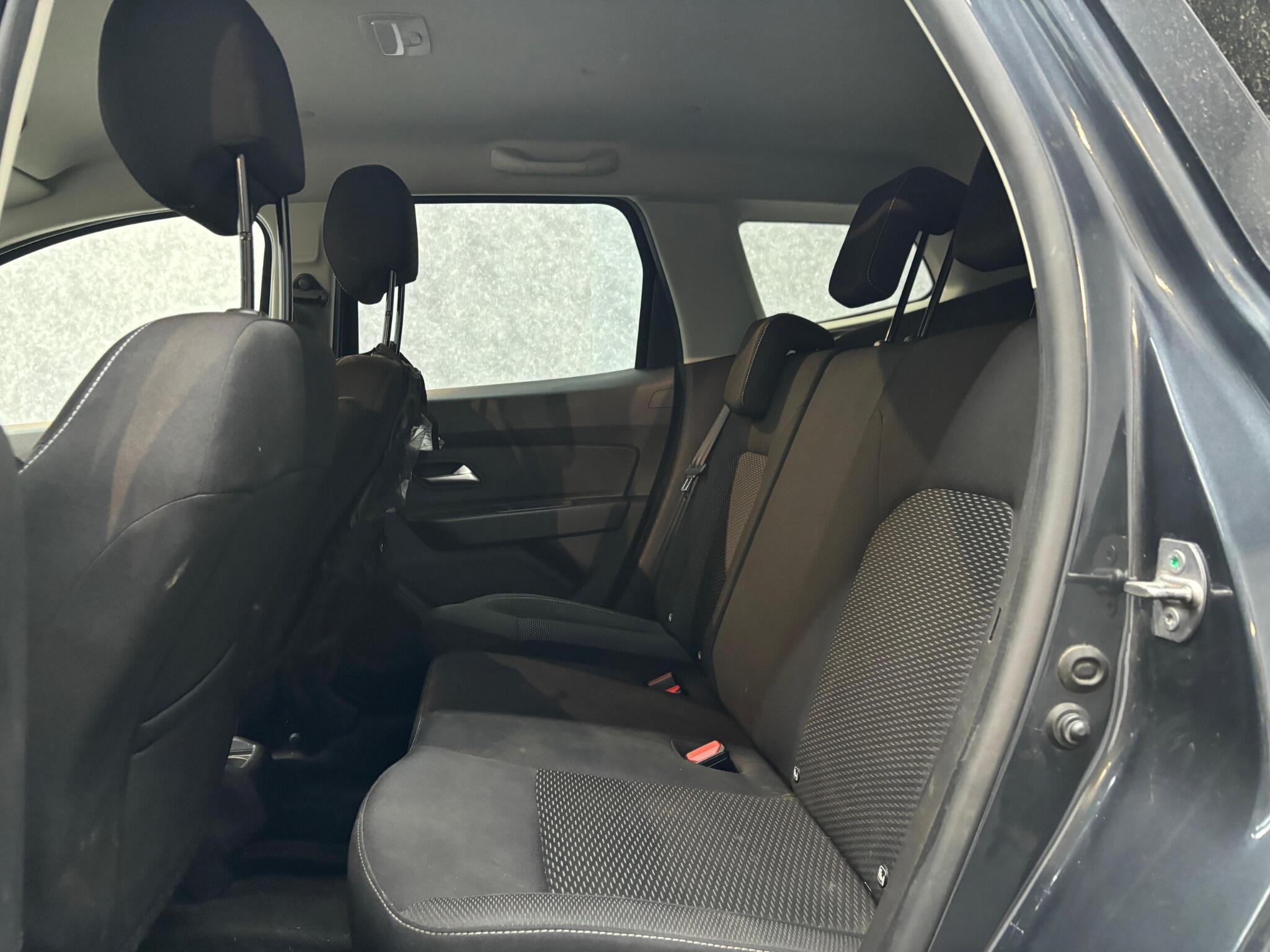 Dacia Duster view 7