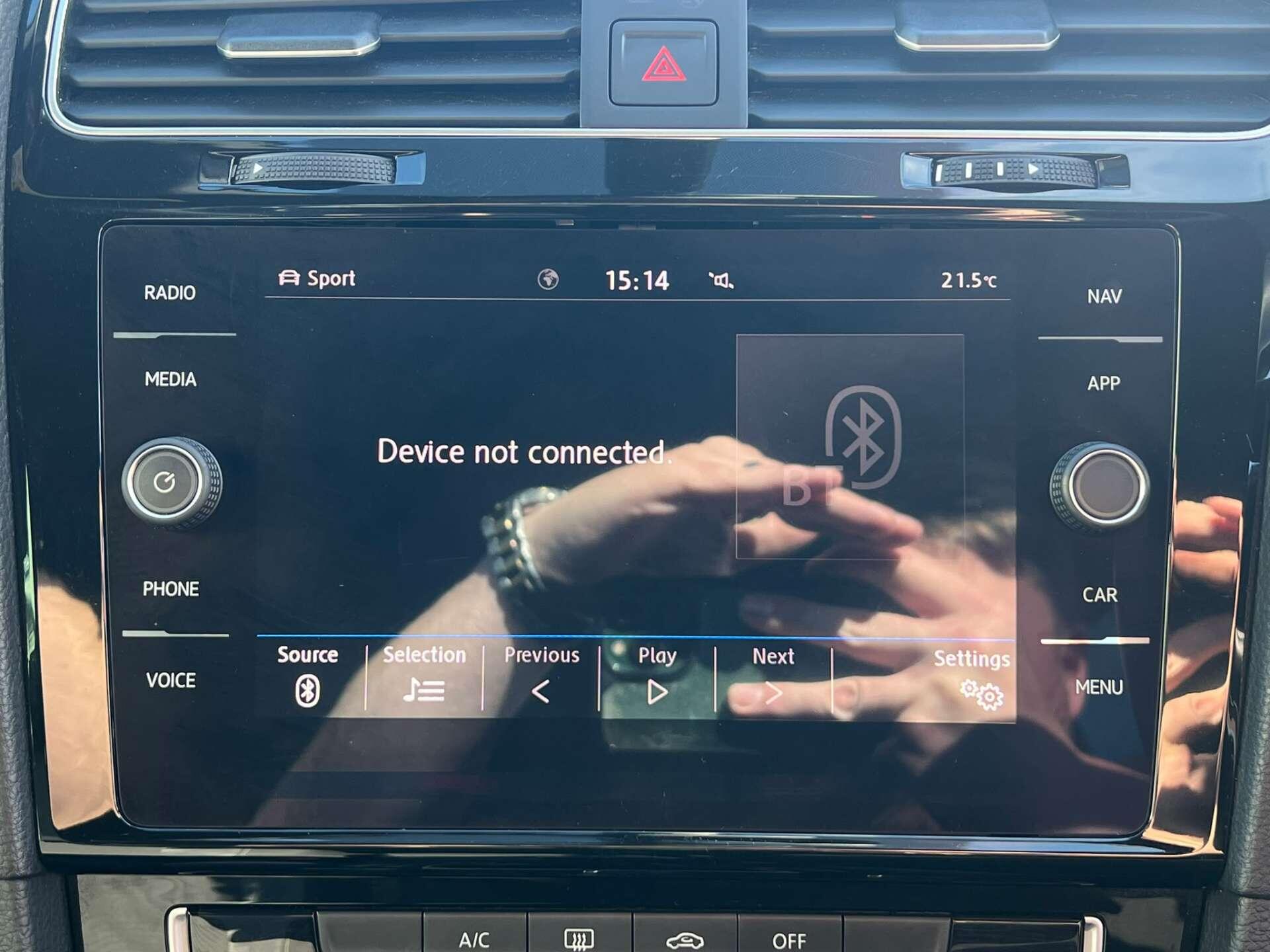 Volkswagen Golf view 35