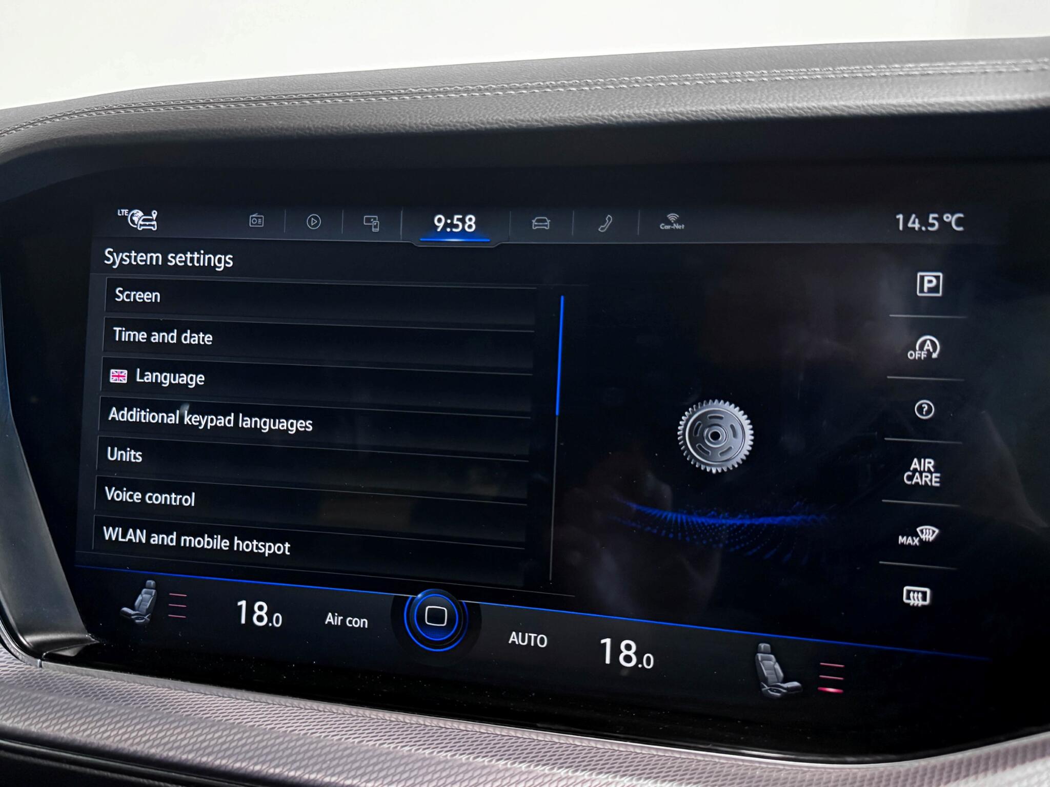 Volkswagen Touareg view 58