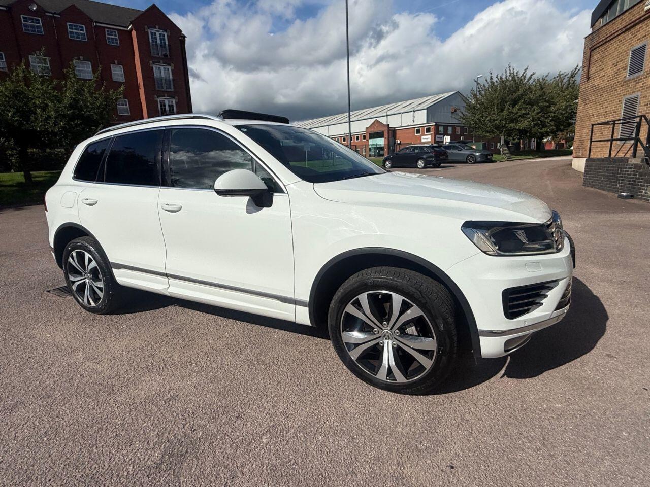 Volkswagen Touareg view 50