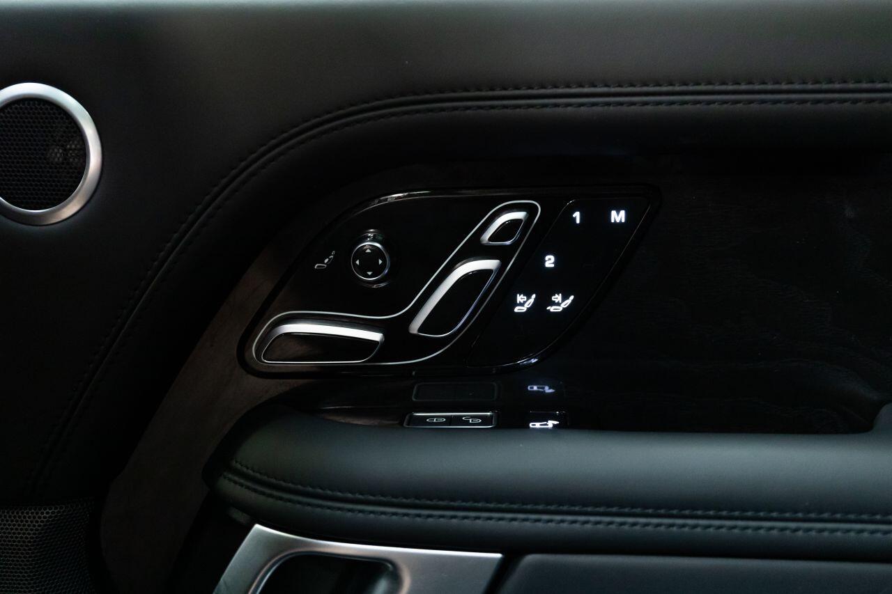 Land Rover Range Rover view 23