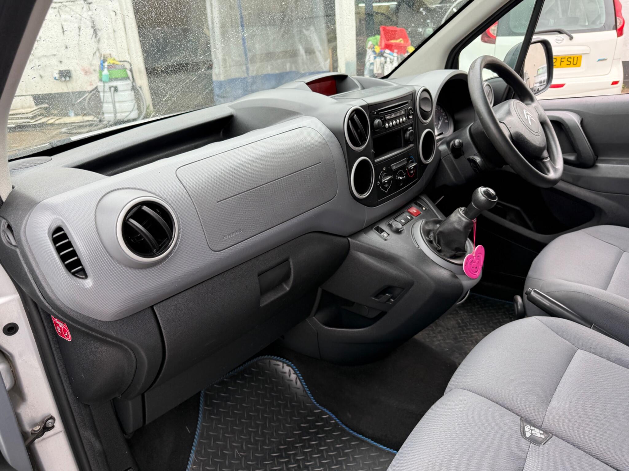 Citroen Berlingo - Image 45
