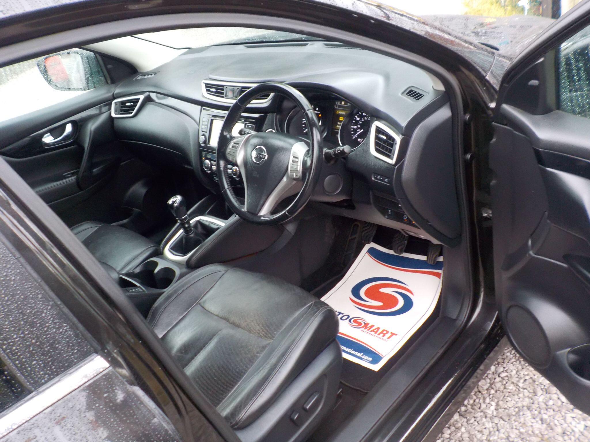 Nissan Qashqai 1.5 dCi Tekna 2WD Euro 6 (s/s) 5dr