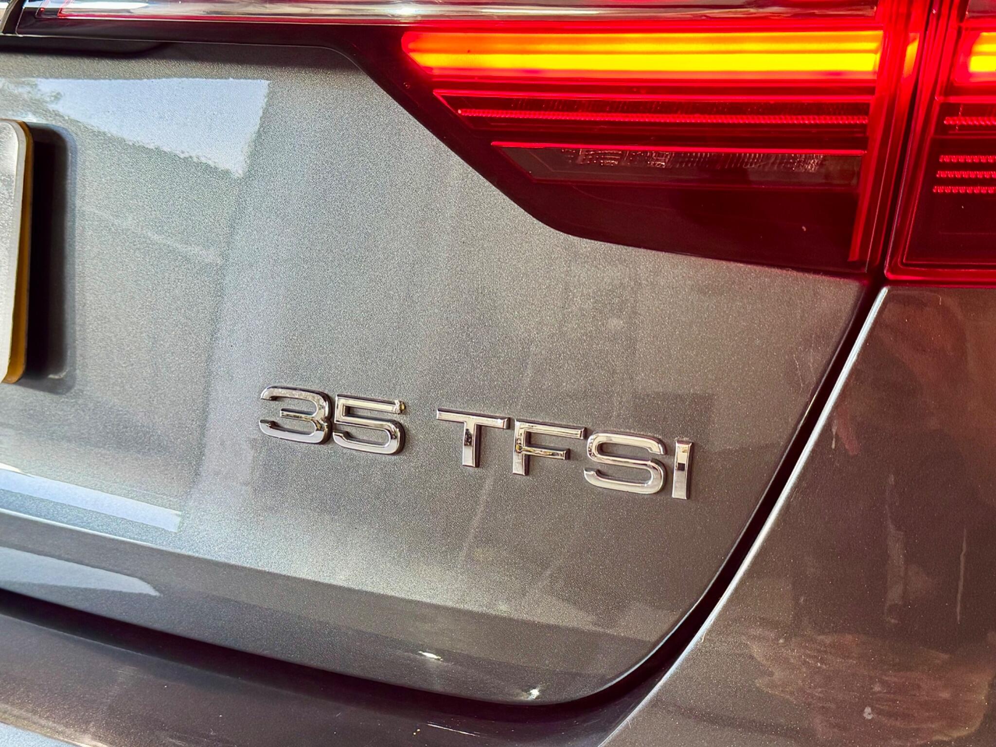 Audi A4 view 79