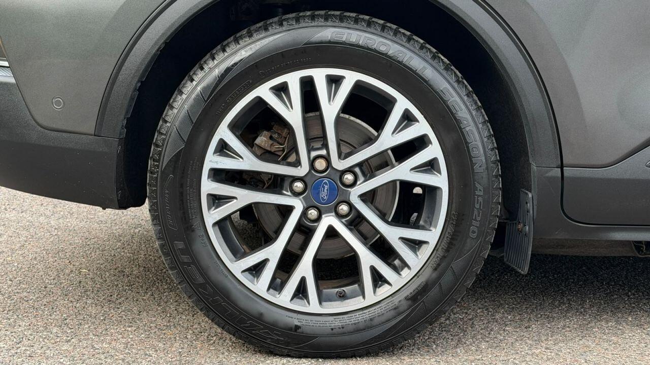 Ford Kuga view 51