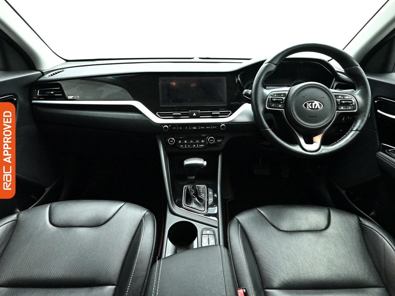 Kia Niro view 2