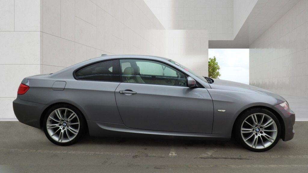 BMW 3 Series view 7