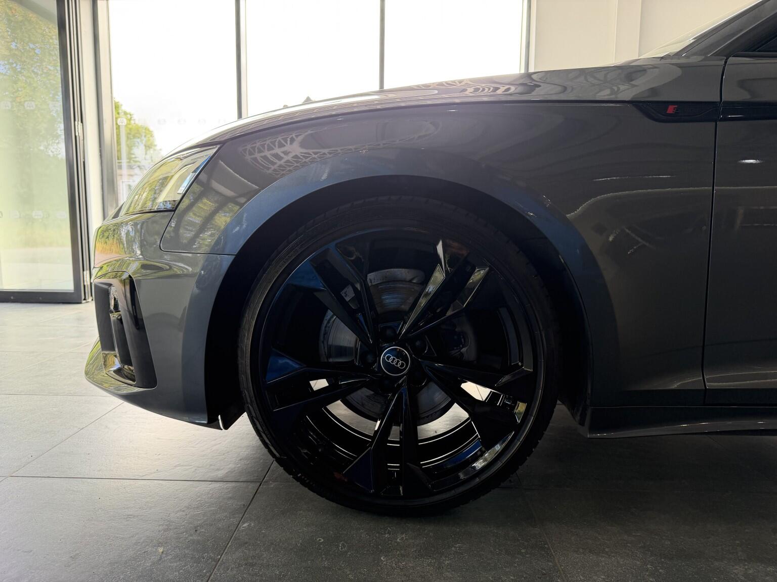 Audi A5 view 38