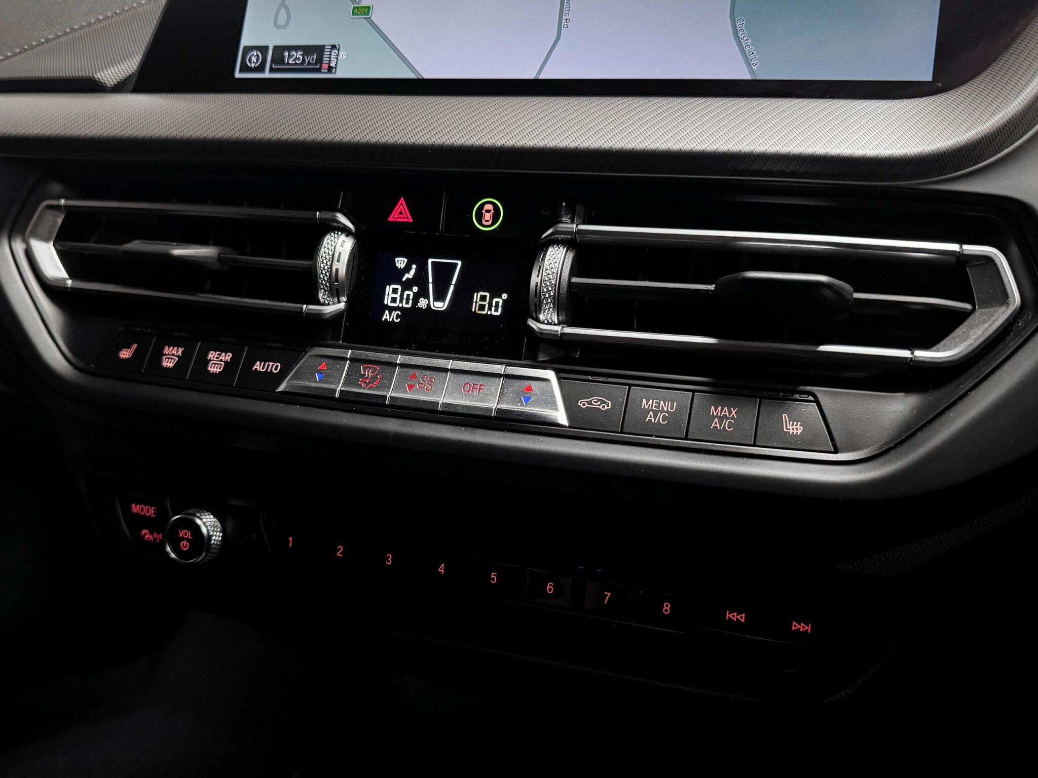 BMW 1 Series view 36