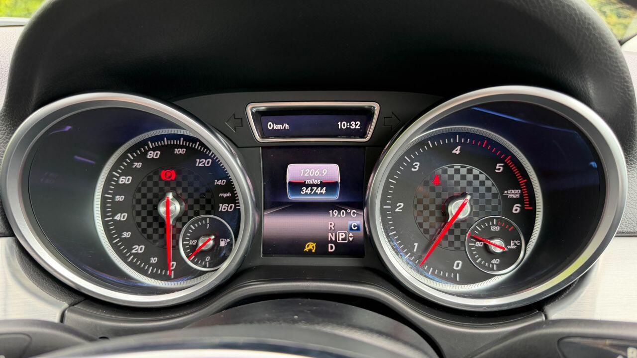 Mercedes-Benz Gle view 22