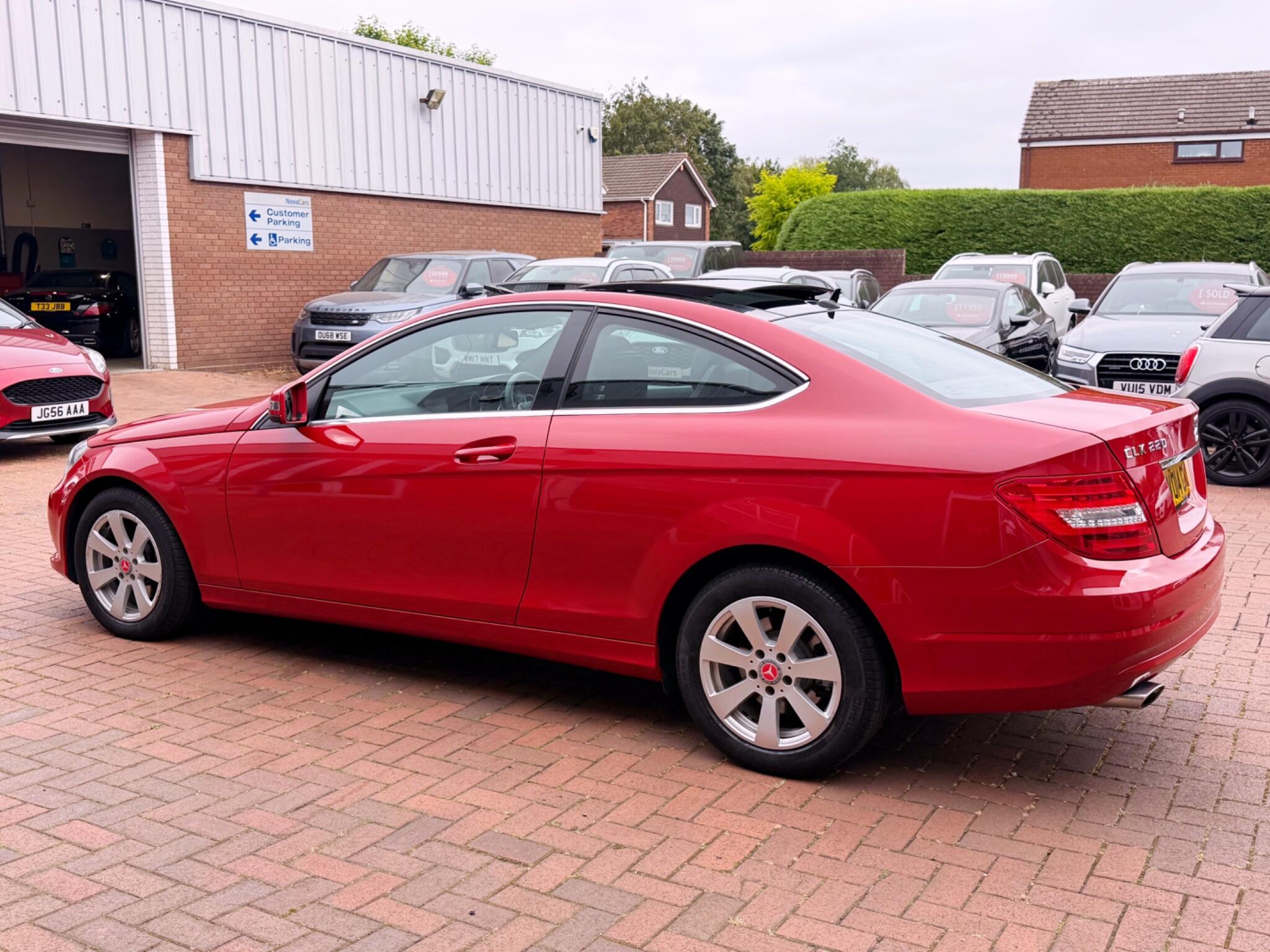 Mercedes-Benz C-Class view 31