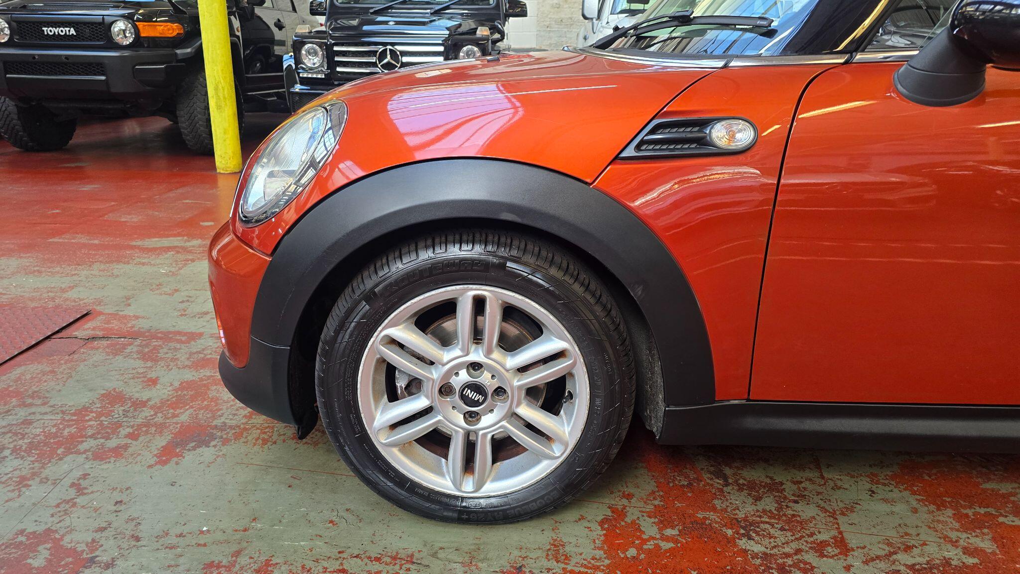 Mini Clubman view 32