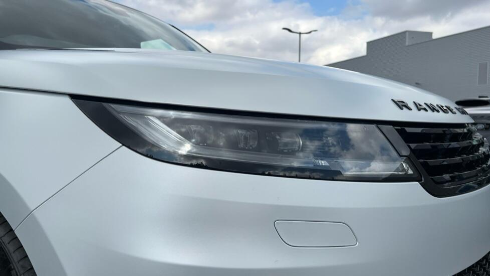 Land Rover Range Rover Sport view 17
