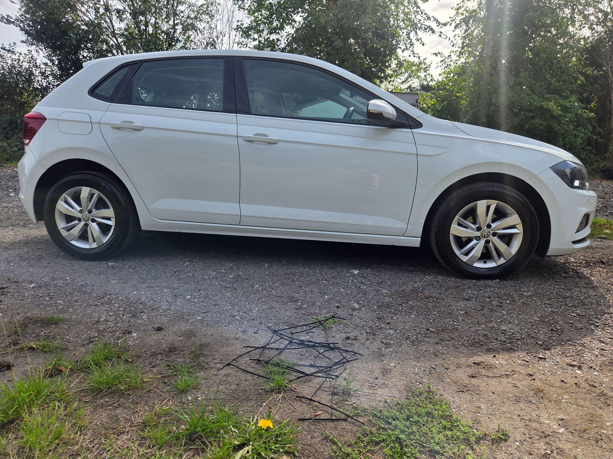 Volkswagen Polo view 10