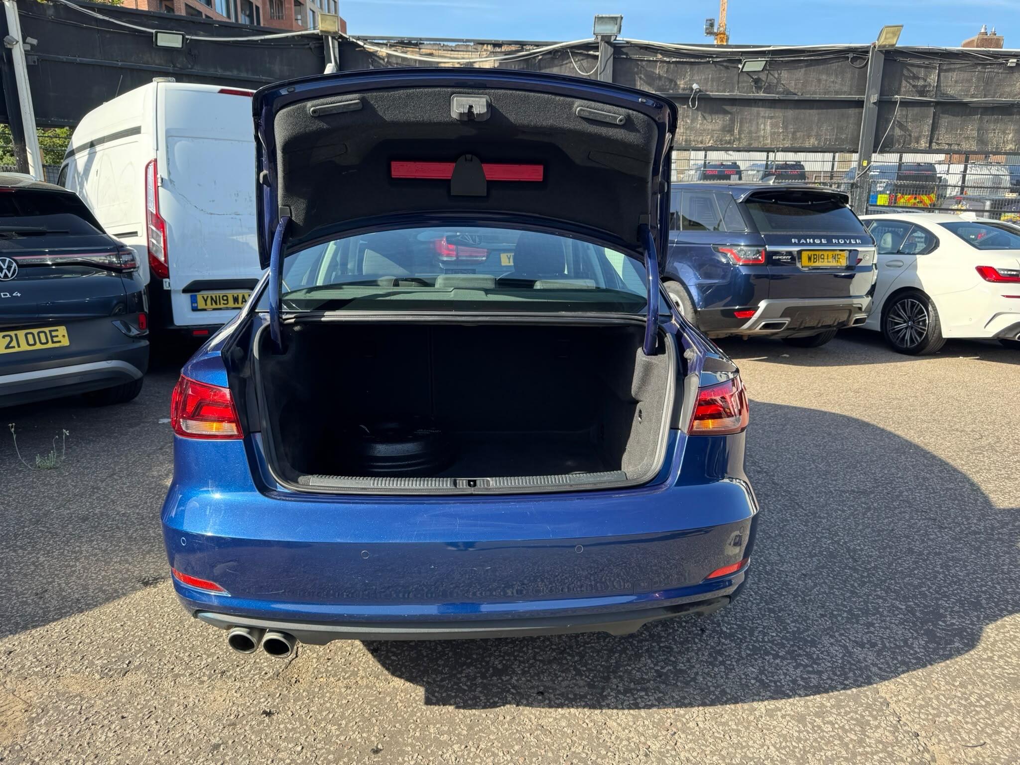 Audi A3 view 72