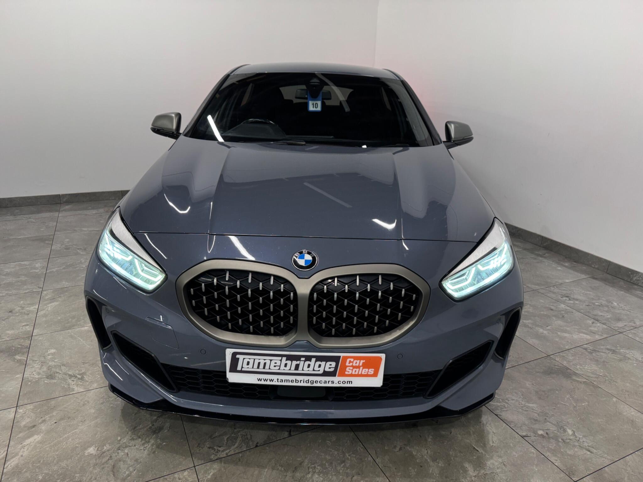 BMW 1 Series view 3