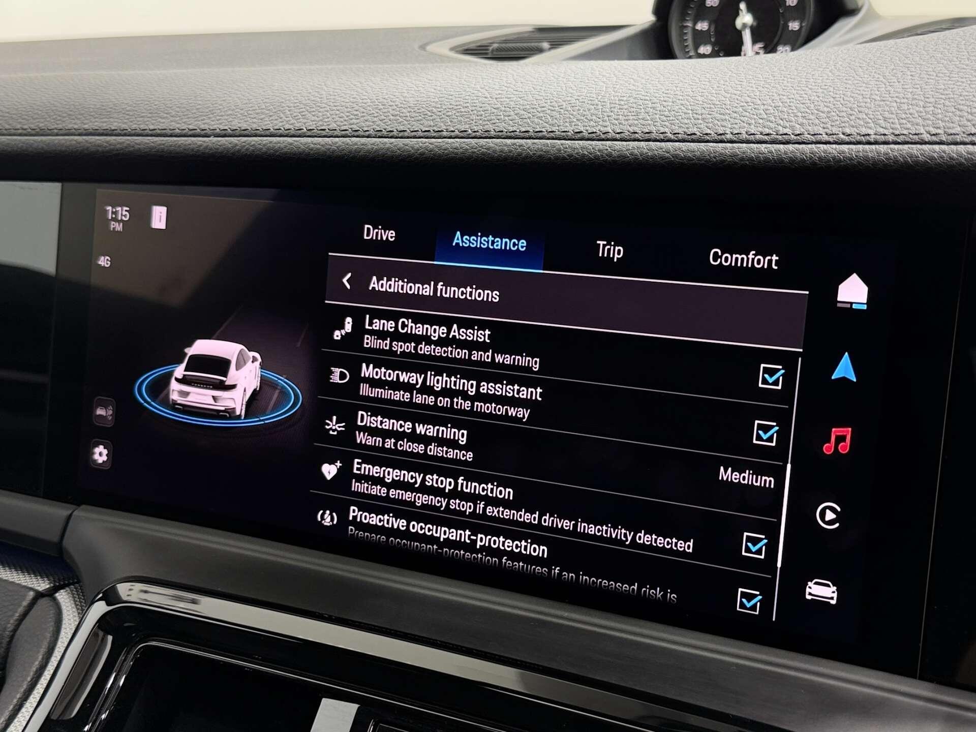 Porsche Panamera view 60