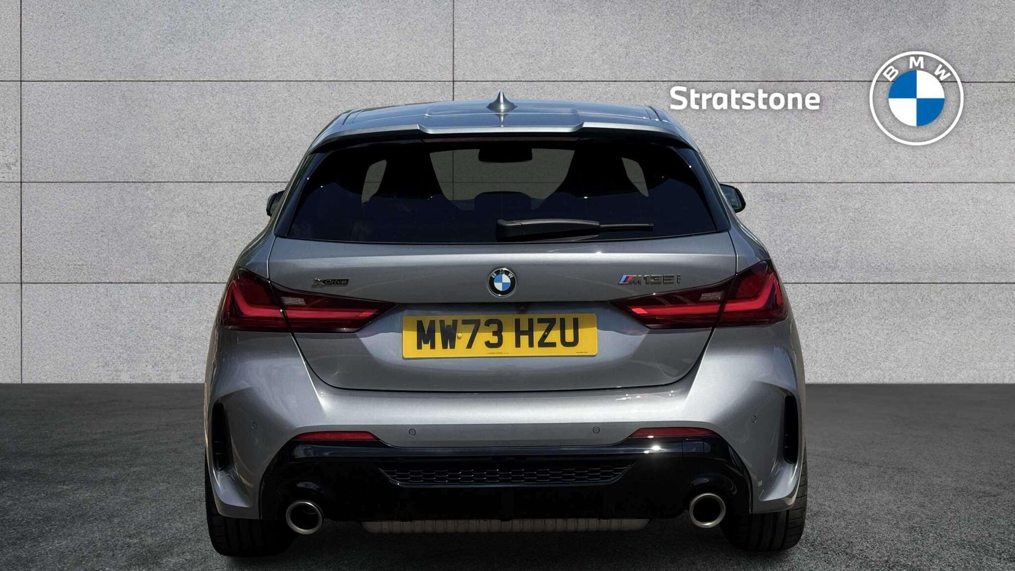 BMW 1 Series view 22
