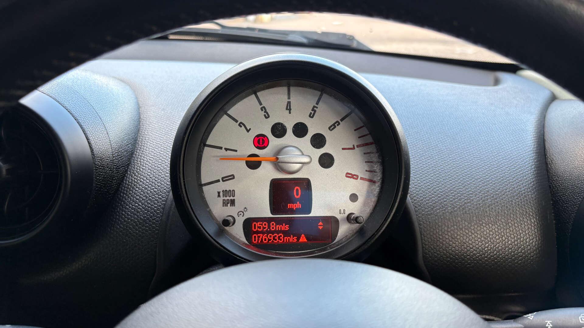 Mini Countryman view 15