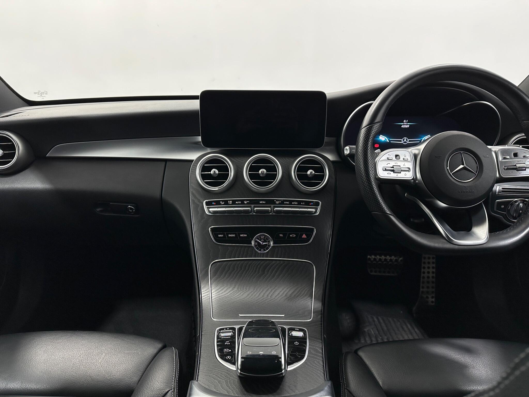 Mercedes-Benz C-Class view 21