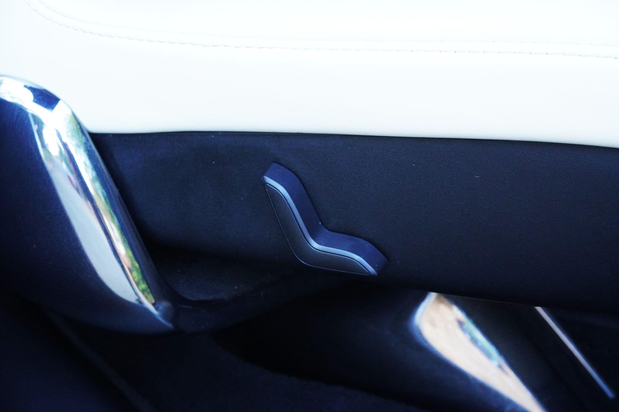 Tesla Model X view 49