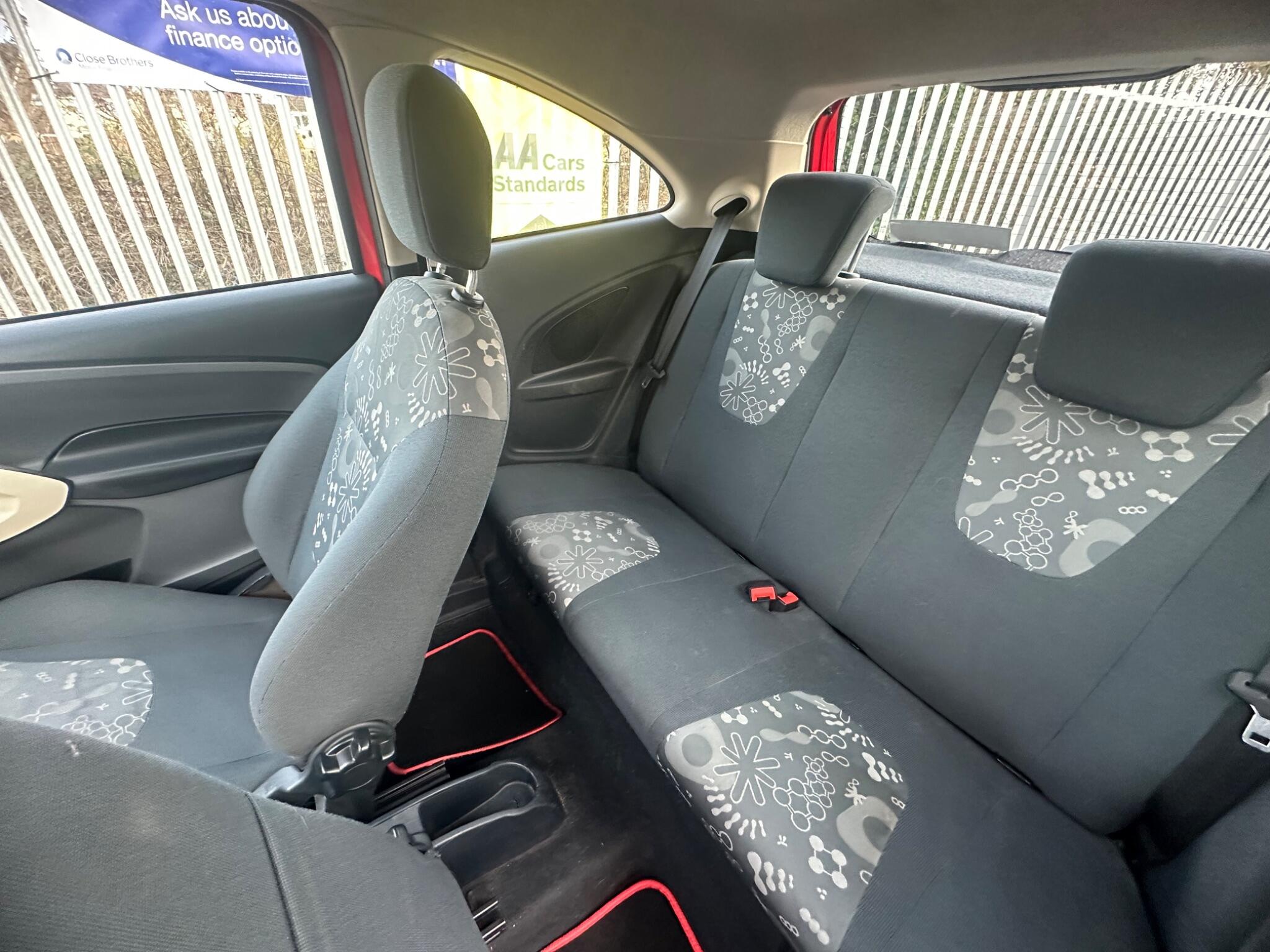 2013 Ford Ka image 12