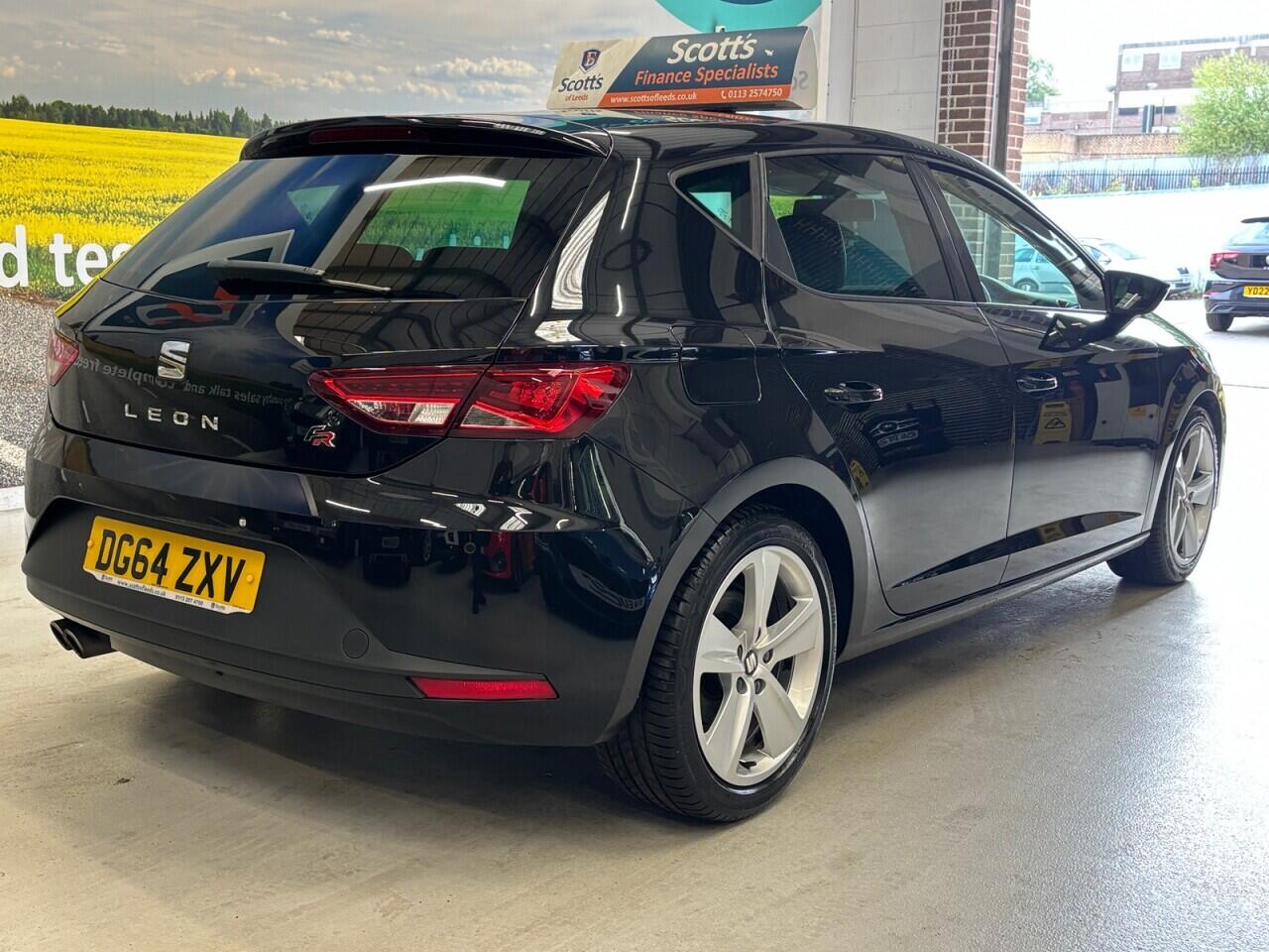 Seat Leon view 5