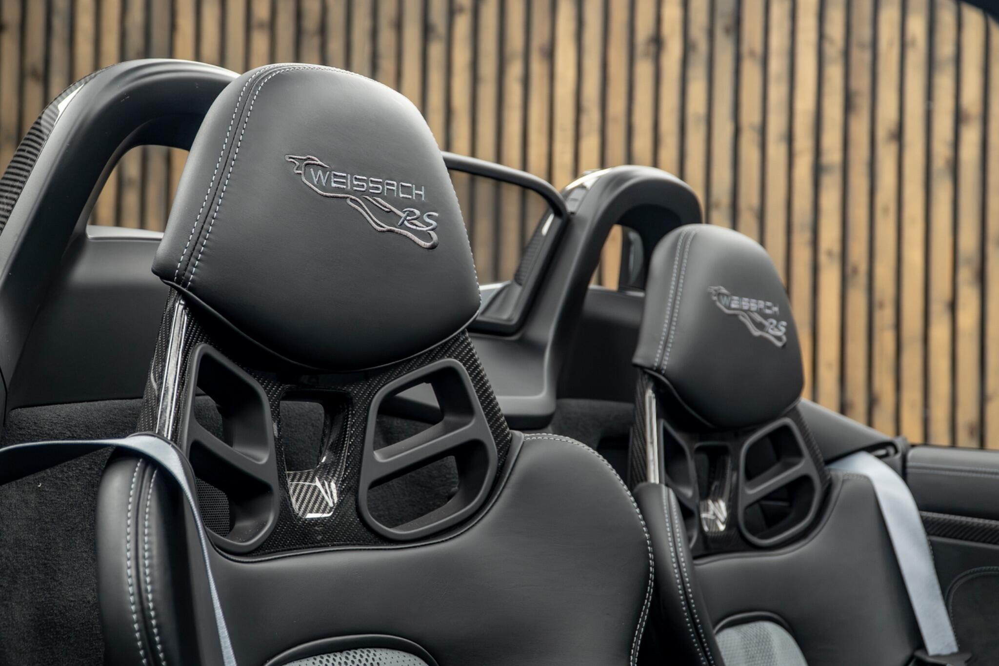 Porsche 718 Spyder view 38