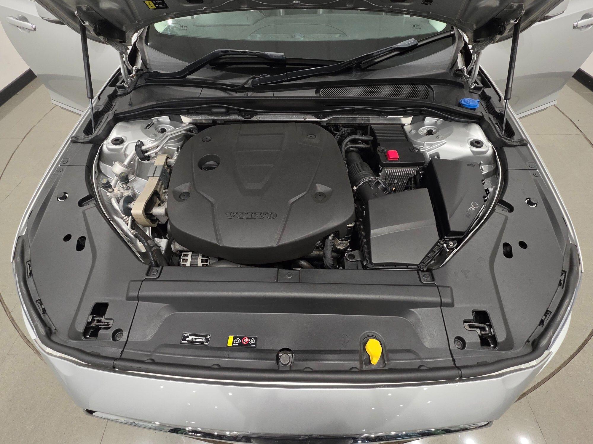 Volvo V90 view 72