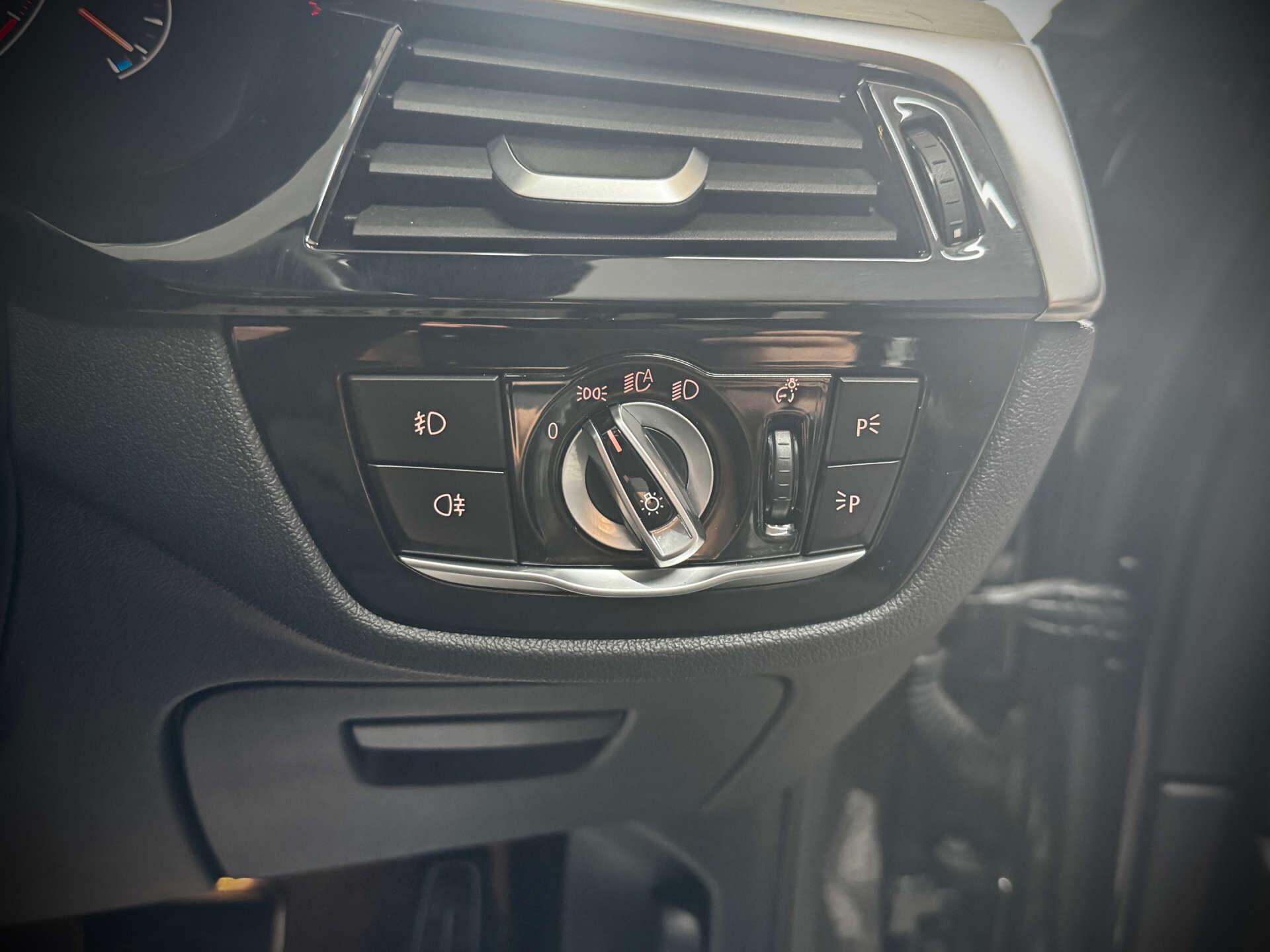 BMW 5 Series view 51