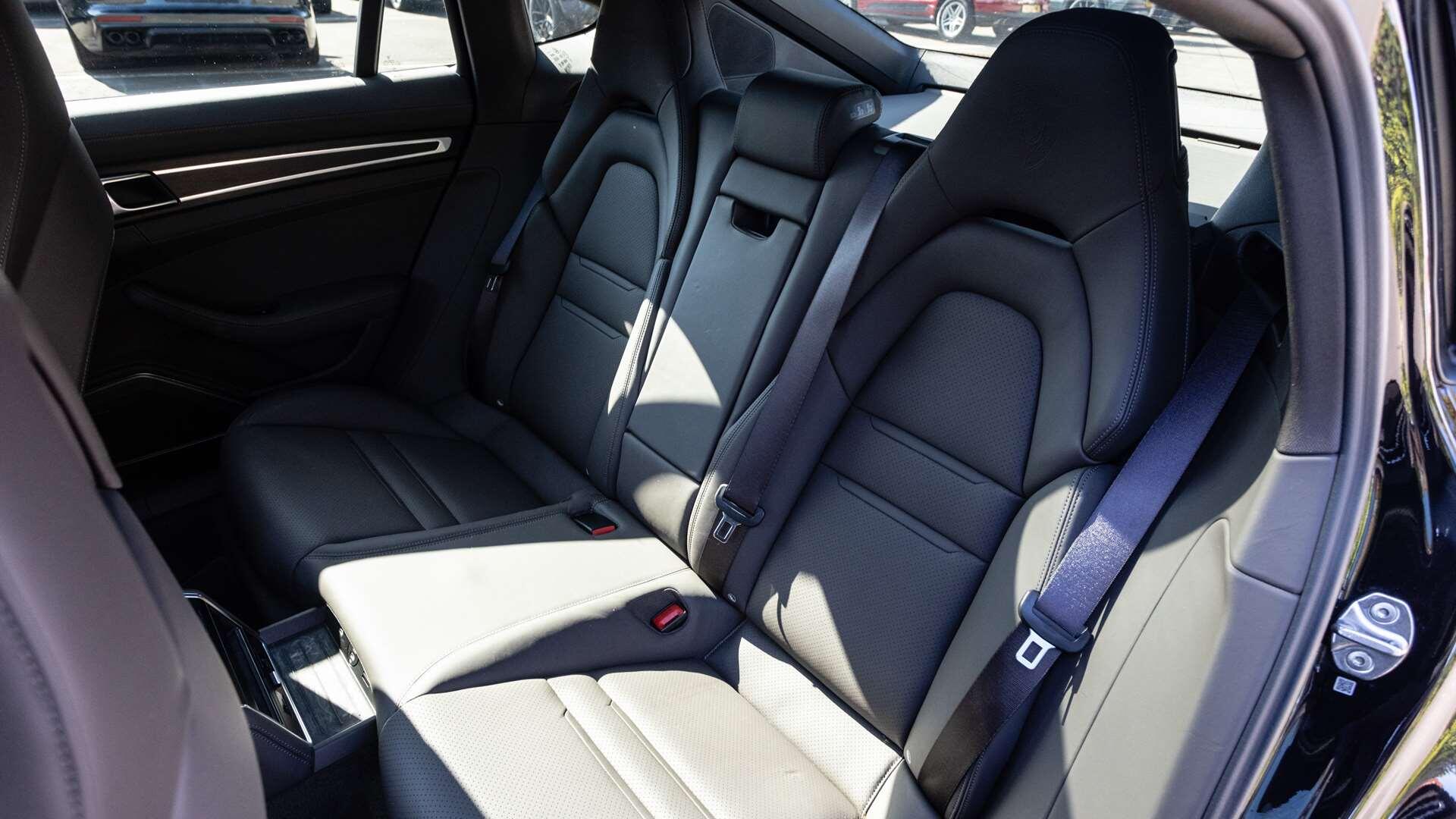 Porsche Panamera view 14
