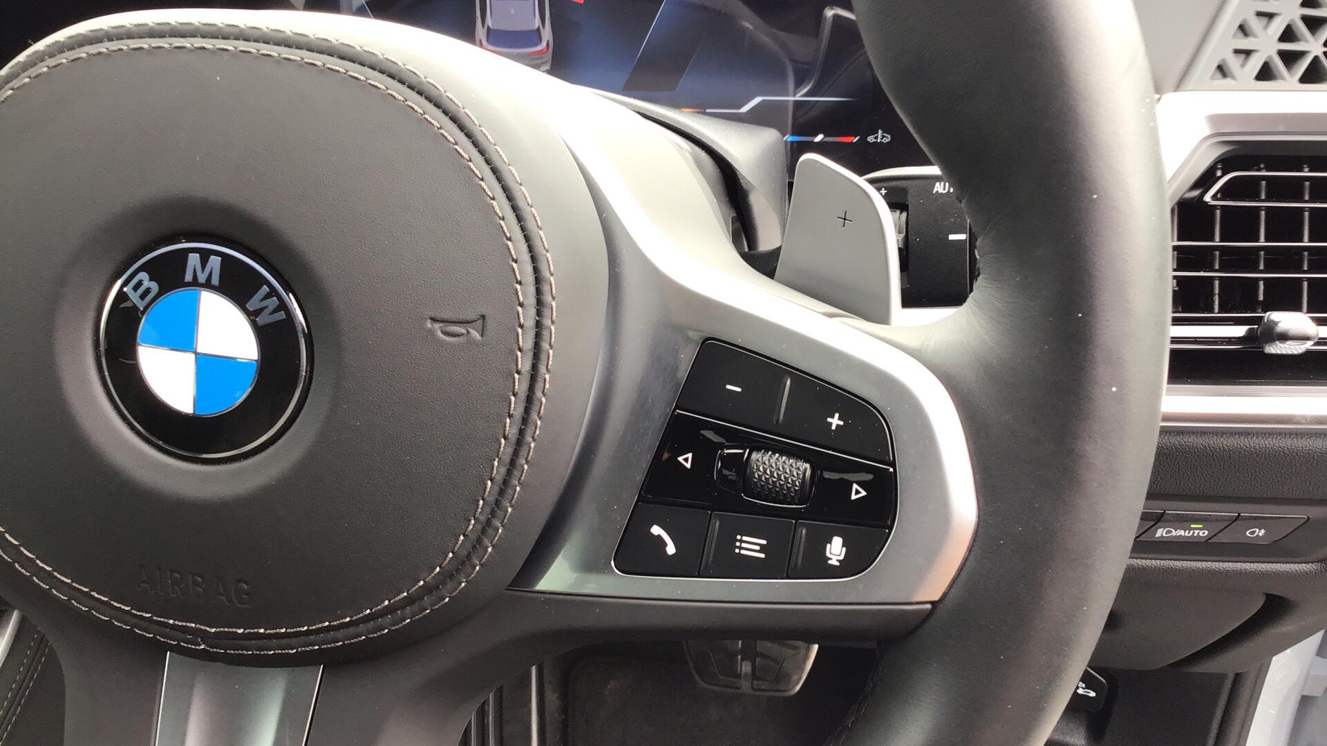 BMW X5 view 18