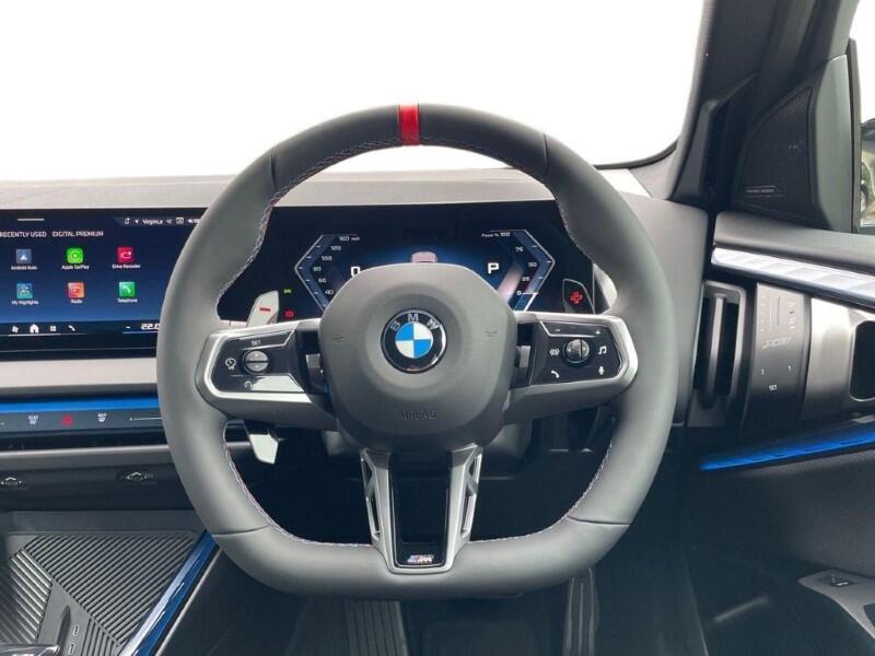 BMW X3 view 5