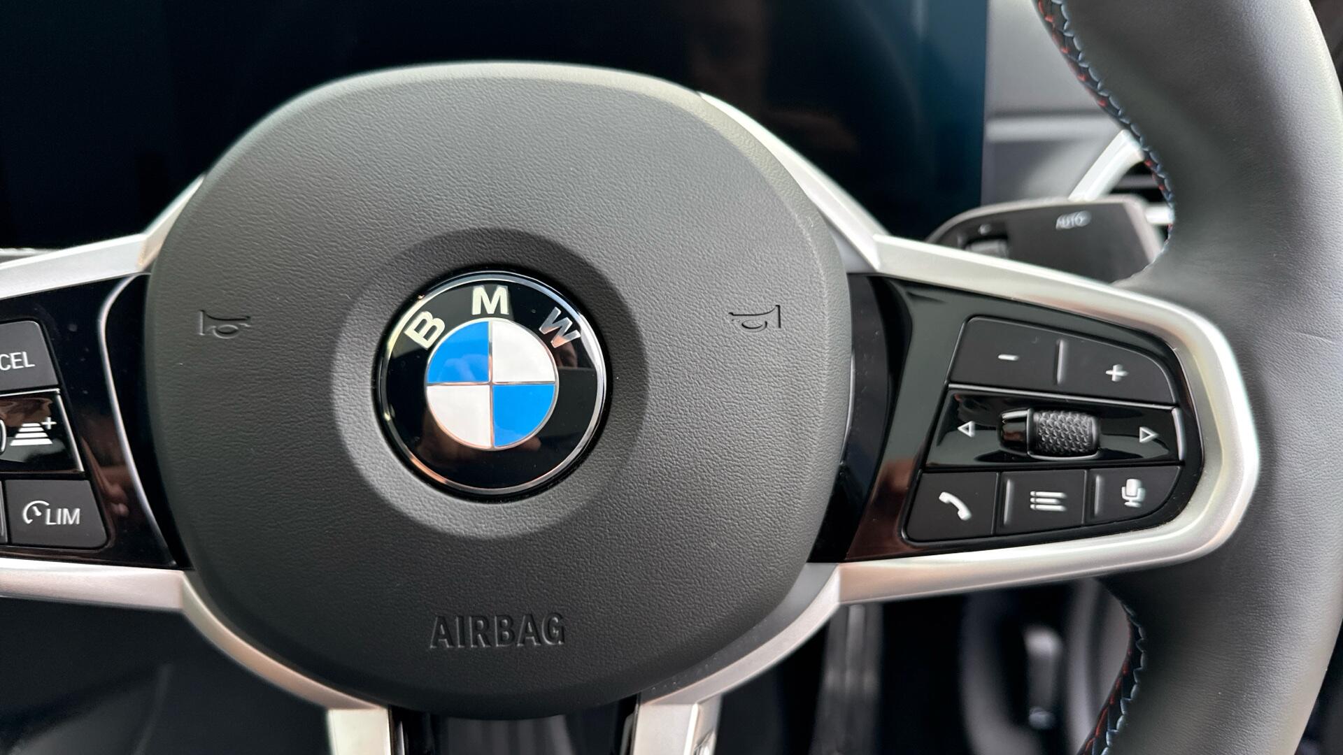 BMW i4 view 18