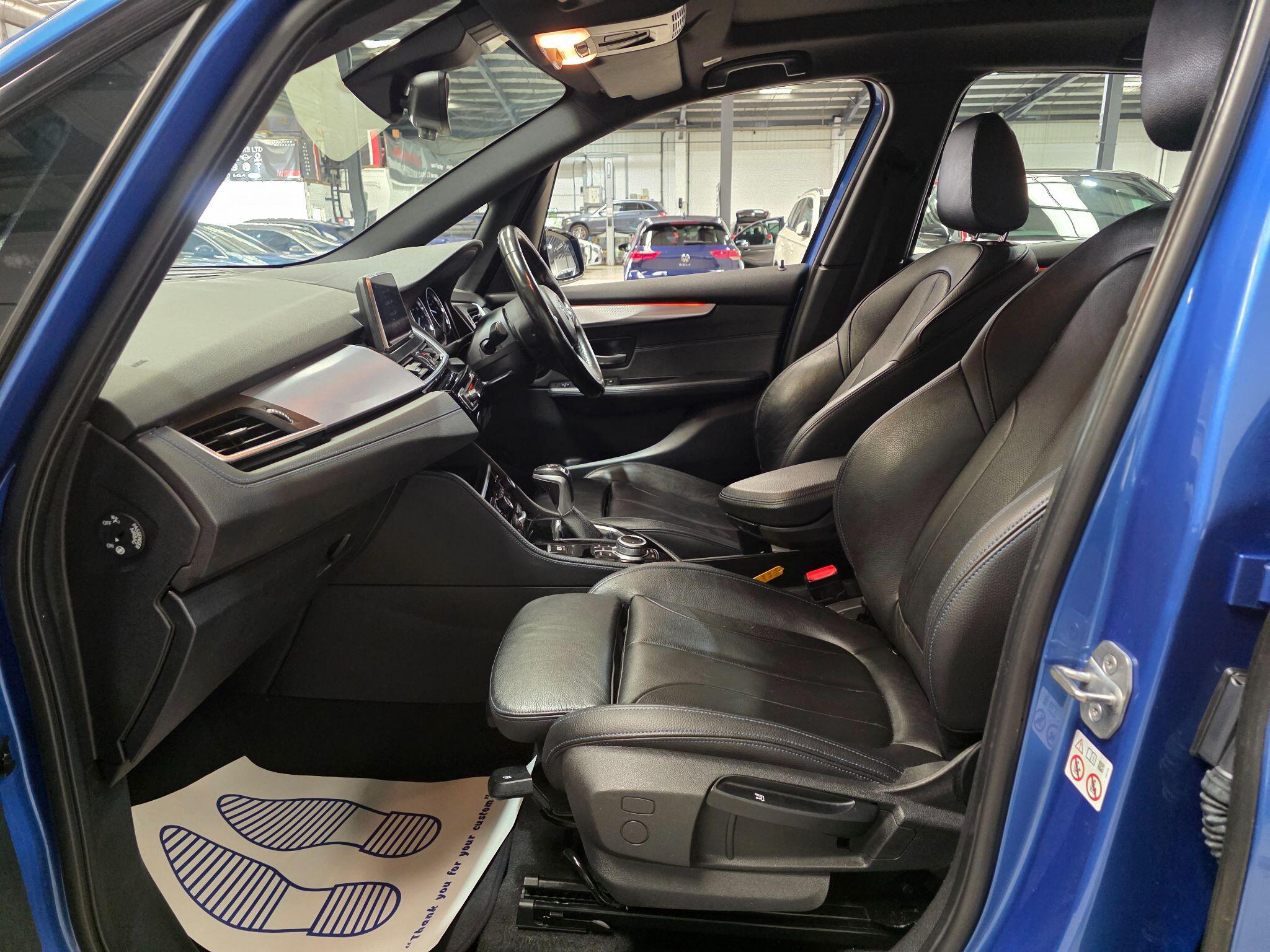 BMW 2 Series Active Tourer view 27