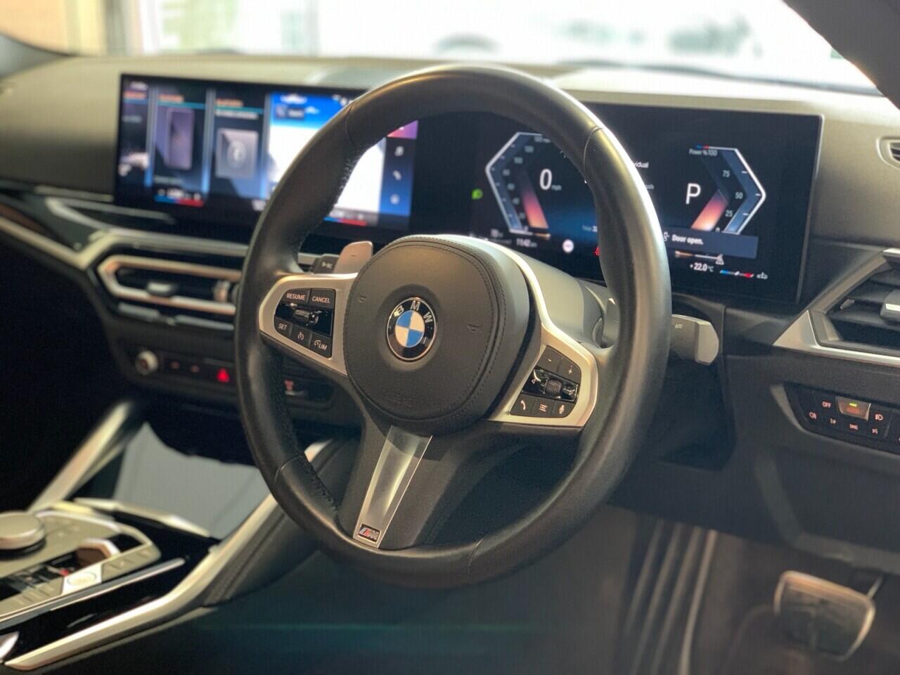 BMW 2 Series view 36