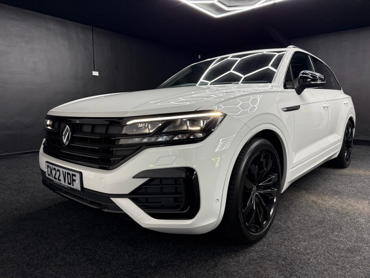 Volkswagen Touareg view 26