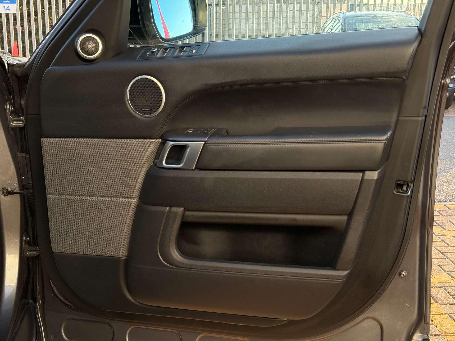 Land Rover Range Rover Sport view 23